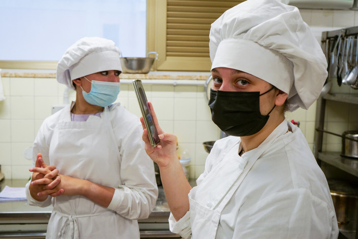 Ponte culinario tra i bambini di Savona e gli aspiranti chef di Alassio Ponte culinario tra i bambini di Savona e gli aspiranti chef di Alassio