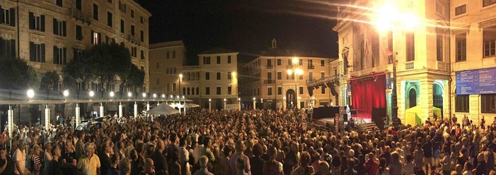 Savona 2021, una proposta ai candidati: "Perché non portare le 'Parole Ubikate in mare' anche in città?" Savona 2021, una proposta ai candidati: "Perché non portare le 'Parole Ubikate in mare' anche in città?"