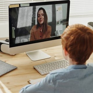 Venerdì con... #Immaginafamiglie. Didattica a distanza: l'impatto su ragazzi, famiglie e insegnanti