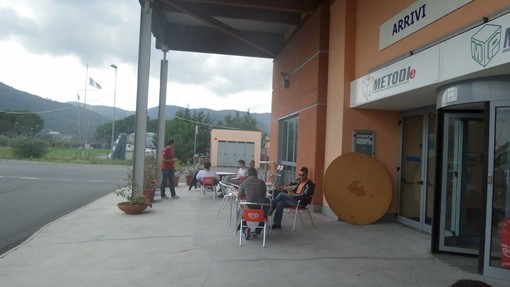 Aeroporto Panero: là dove osano le api Aeroporto Panero: là dove osano le api