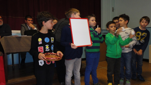 Albenga: i bimbi di Vadino alla rassegna di poesia dialettale Albenga: i bimbi di Vadino alla rassegna di poesia dialettale