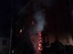 Vandali piromani in azione a Varazze: a fuoco una palma