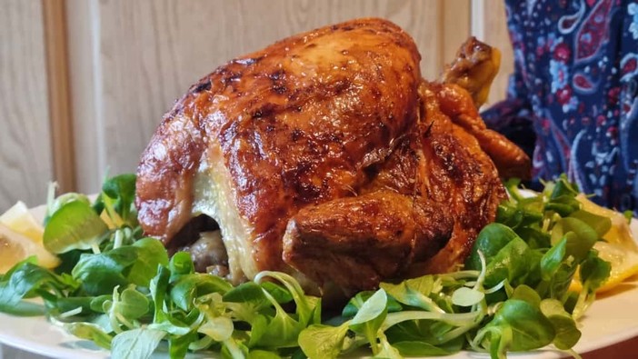 Il 2 ottobre è il Pollo arrosto day che celebra nonni e cucina della tradizione Il 2 ottobre è il Pollo arrosto day che celebra nonni e cucina della tradizione