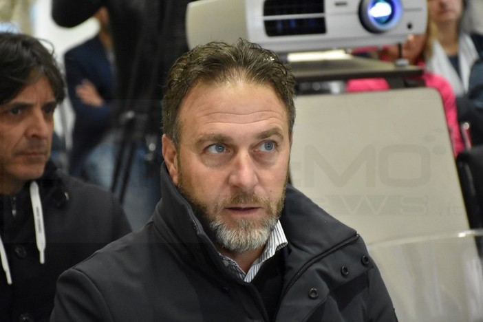 Pesca, vice presidente Piana: “No alla burocrazia-fesseria delle telecamere a bordo” Pesca, vice presidente Piana: “No alla burocrazia-fesseria delle telecamere a bordo”