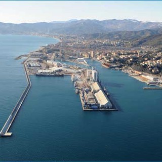 Savona, preoccupati i sindacati sulla condizione del porto, ma il presidente Signorini stigmatizza: &quot;Criticità sotto controllo&quot;