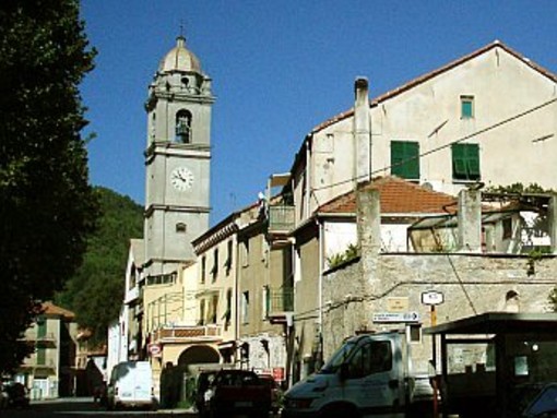 Quiliano: il sindaco Ferrando e l'assesore Lirosi insieme per risolvere problemi della frazione