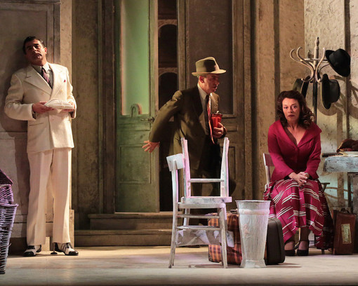 “Questi fantasmi!”, regia di Marco Tullio Giordana, aprirà la stagione teatrale savonese