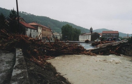 22 settembre 1992: Quiliano non dimentica l'alluvione di 33 anni fa 22 settembre 1992: Quiliano non dimentica l'alluvione di 33 anni fa