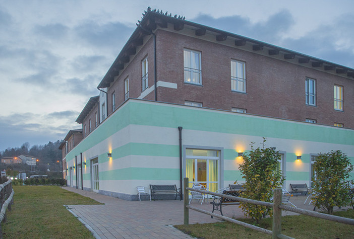 Carcare, inaugurata la mostra presepi e poesie "Seguendo la Stella… Buon Natale"