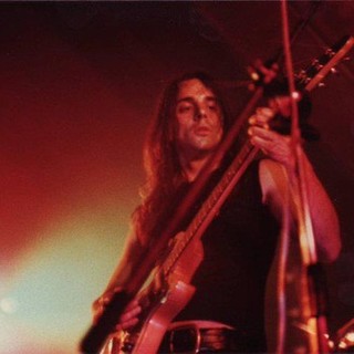 Savona piange Roberto Merlone, la chitarra più metal della Liguria