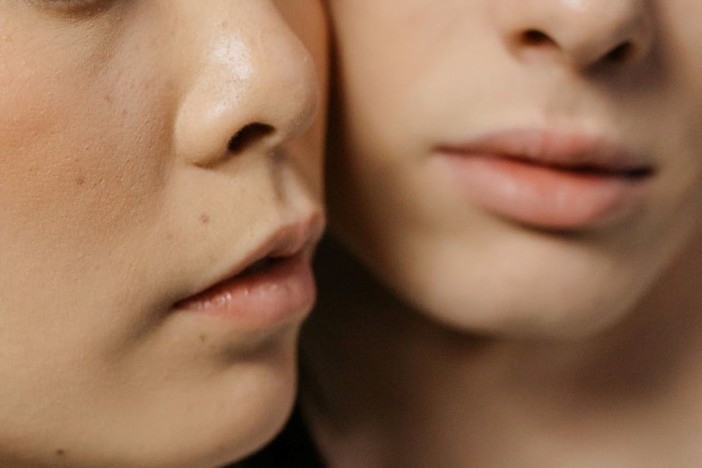 Dire addio alle cicatrici da acne: scopri i trattamenti non farmacologici a Cuneo