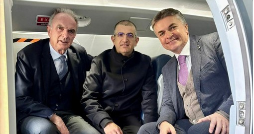 Il viceministro al Mit Edoardo Rixi in visita Baykar Piaggio a Villanova d’Albenga