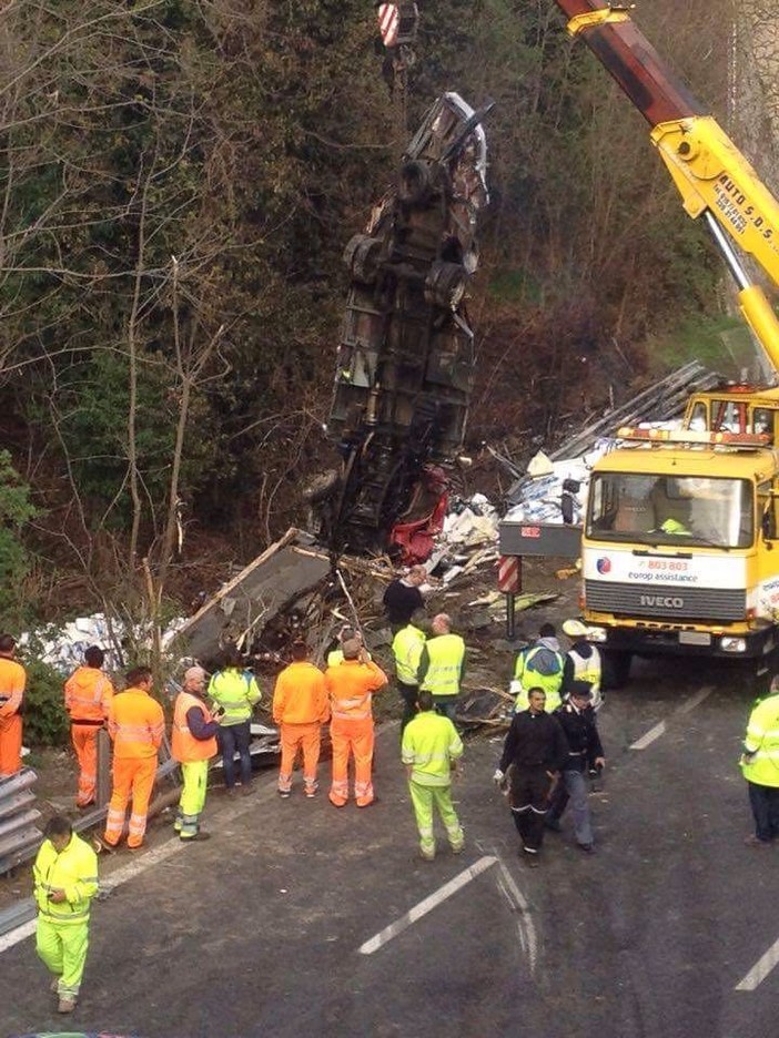 Tutor, segnaletica e controlli per garantire più sicurezza sulla A10