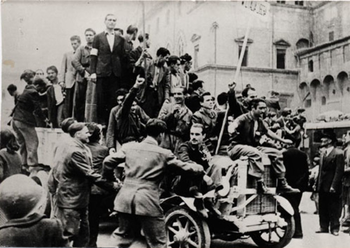Al via la seconda dizione del libro “La Resistenza Vadese” Al via la seconda dizione del libro “La Resistenza Vadese”