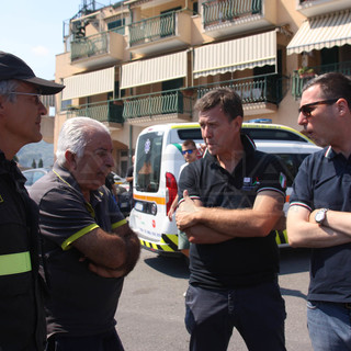 Incendio nell'albenganese, Giampedrone: "Due appartamenti inagibili, lavoriamo per supportare chi non potrà rientrare a casa"