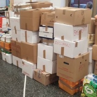 I generi alimentari raccolti lo scorso agosto per il popolo palestinese