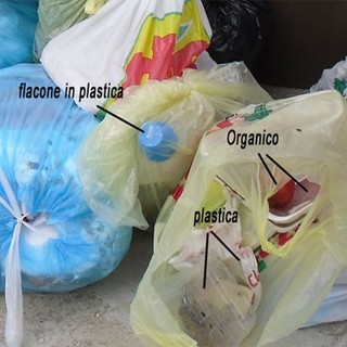 Prosegue a Loano l’iter di definizione del sistema di raccolta differenziata “porta a porta” nelle civili abitazioni