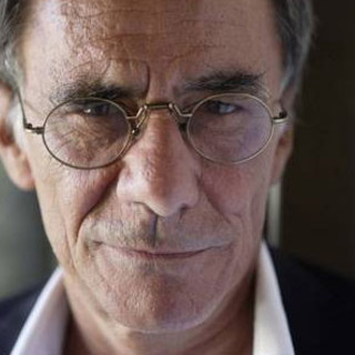 Albissola Marina, martedì incontro con lo scrittore e cantautore Roberto Vecchioni