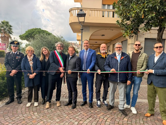Sicurezza, riqualificazione molo e rinnovamento dei marciapiedi: inaugurati ad Albissola gli interventi dal Molo Sant'Antonio a Corso Bigliati (FOTO E VIDEO) Sicurezza, riqualificazione molo e rinnovamento dei marciapiedi: inaugurati ad Albissola gli interventi dal Molo Sant'Antonio a Corso Bigliati (FOTO E VIDEO)