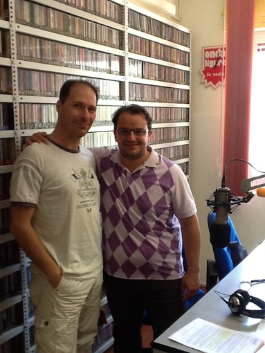 Remo Zaccaria (a dx) con Luca Valentini negli studi di Radio Onda Ligure 101 Remo Zaccaria (a dx) con Luca Valentini negli studi di Radio Onda Ligure 101