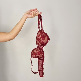 13 ottobre No Bra Day: ecco perché c’è la Giornata Mondiale senza reggiseno 13 ottobre No Bra Day: ecco perché c’è la Giornata Mondiale senza reggiseno