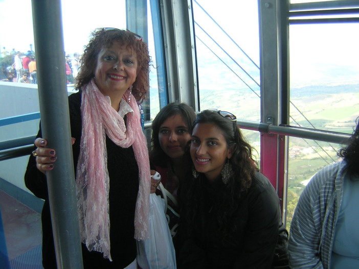 Corso di letteratura e scrittura creativa su “La donna nella poesia: creatura passiva e attiva”