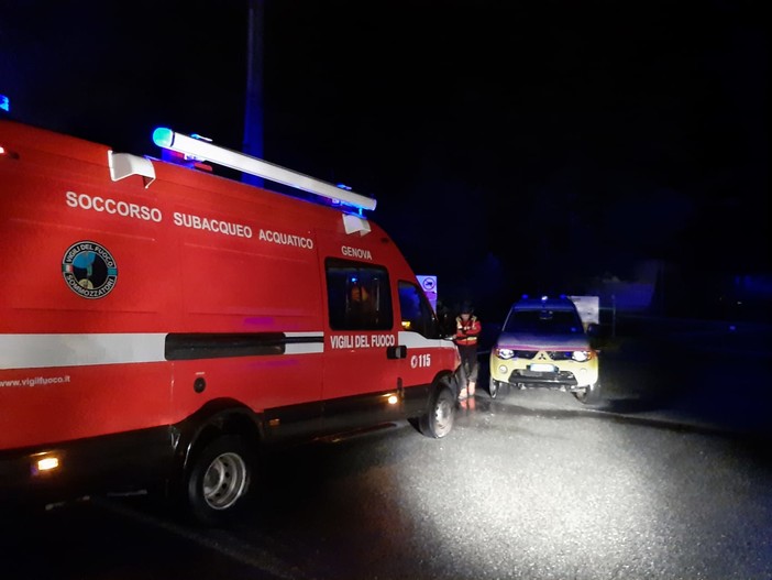 Savona, due persone disperse nel torrente Letimbro (FOTO) Savona, due persone disperse nel torrente Letimbro (FOTO)