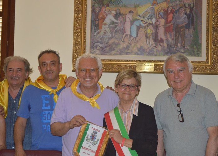 Gemellaggio Fieui – Rocchetta Tanaro nel ricordo di Lauzi e De Andrè Gemellaggio Fieui – Rocchetta Tanaro nel ricordo di Lauzi e De Andrè