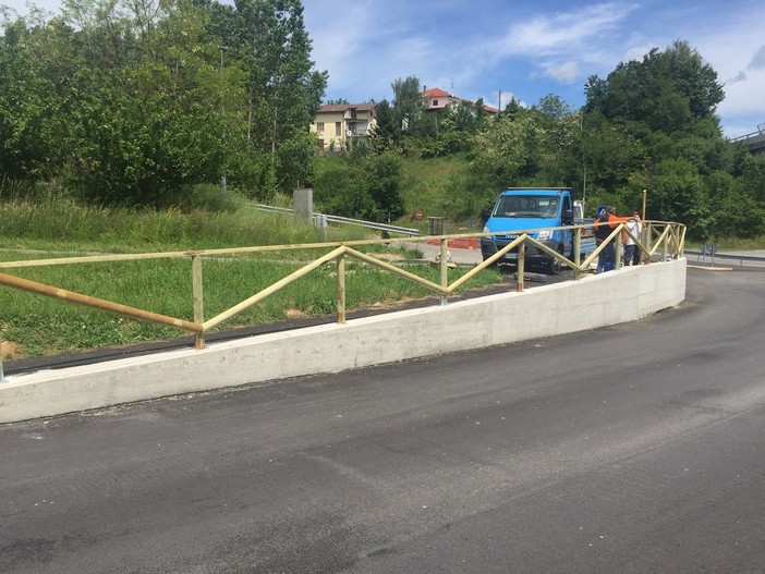 Proseguono i lavori alla rotonda Marghero a Cosseria Proseguono i lavori alla rotonda Marghero a Cosseria