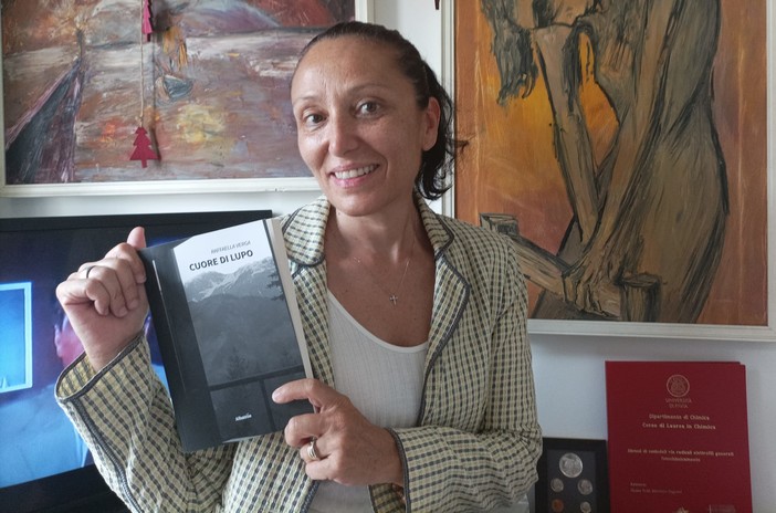 Nuovo romanzo per la scrittrice albenganese Raffaella Verga, “Cuore di lupo”: un eco-thriller ambientalista ricco di suspence