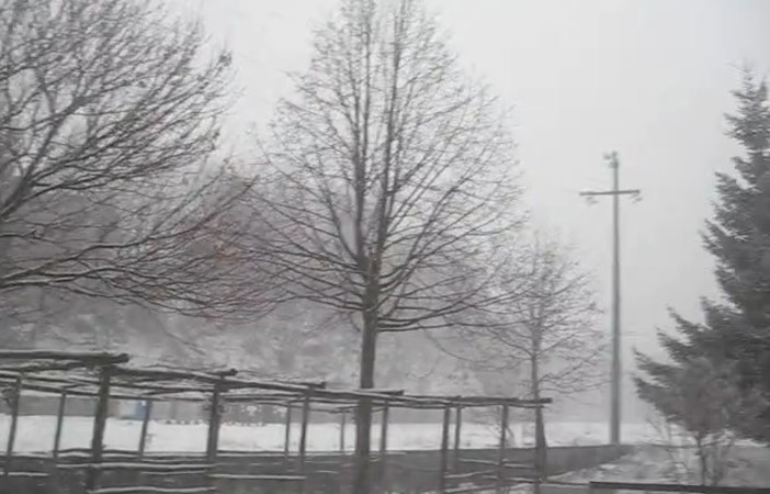 Sassello: prima spruzzata di neve anche nell'entroterra albisolese