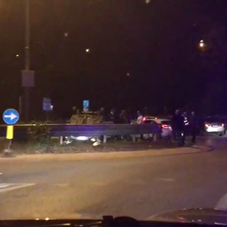 Ancora un incidente alla rotonda di Altare. Si apre il dibattito sulla sua pericolosità