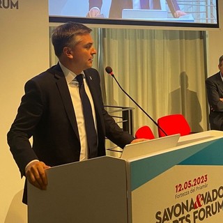 Savona&Vado Ports Forum, Rixi chiama la coesione con Genova: "Consentirà sviluppo e ricchezza" Savona&Vado Ports Forum, Rixi chiama la coesione con Genova: "Consentirà sviluppo e ricchezza"