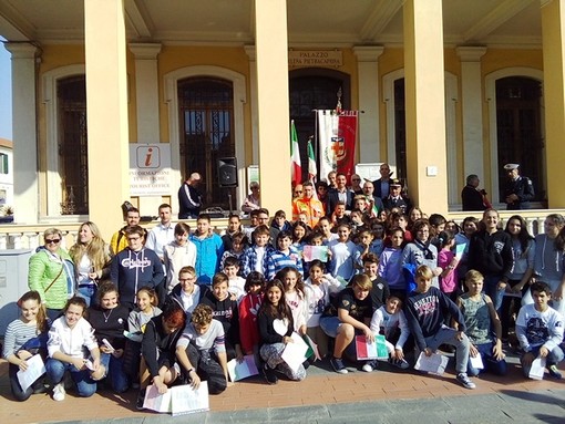 Borghetto, ricorda il 4 novembre con la partecipazione degli alunni delle scuole