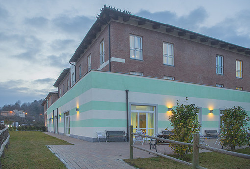 Carcare, inaugurata la mostra presepi e poesie "Seguendo la Stella… Buon Natale" Carcare, inaugurata la mostra presepi e poesie "Seguendo la Stella… Buon Natale"