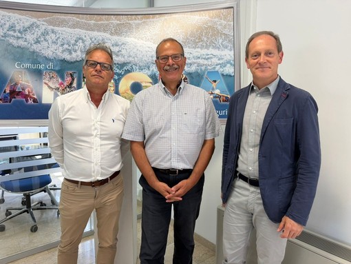 Protocollo ad Andora tra Rivieracqua e Associazioni Consumatori, il Sindaco: "L’apertura manifestata conferma la fondatezza delle ragioni dei cittadini, del Comune e di Assoutenti" (VIDEO) Protocollo ad Andora tra Rivieracqua e Associazioni Consumatori, il Sindaco: "L’apertura manifestata conferma la fondatezza delle ragioni dei cittadini, del Comune e di Assoutenti" (VIDEO)