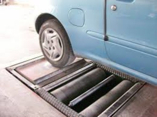 Liguria: nel 2017 spesi 67,9 milioni di euro per le revisioni auto