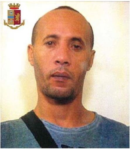 Ricercato in tutta la Liguria, si costituisce il killer di Reggio Emilia Ricercato in tutta la Liguria, si costituisce il killer di Reggio Emilia