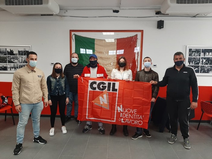 Savona, assemblea dei rider savonesi in Cgil: "Vogliamo contratti adeguati"