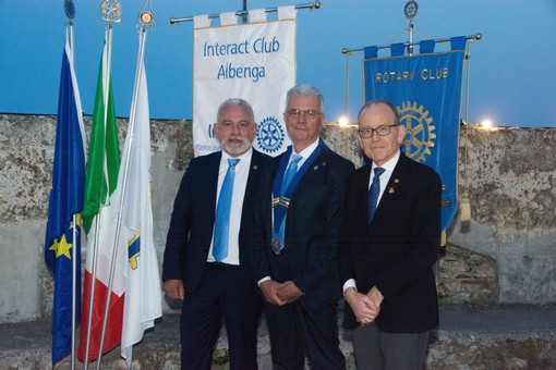 Nella suggestiva cornice della Fortezza di Castelfranco a Finale, il Rotary Club Albenga nomina Claudio Dodero nuovo presidente