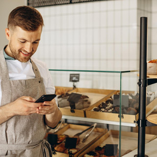 Recensioni Google e commercio locale: la nuova vetrina delle attività di Savona