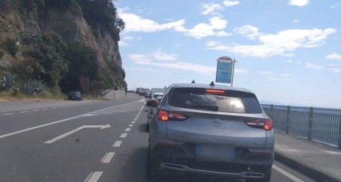 Caos viabilità a Celle: dopo mesi arrivano i movieri a dirigere il traffico sul S. Brigida