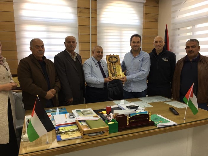 Nel 2018 il sindaco Fracchia si era recato in visita nella città palestinese Nel 2018 il sindaco Fracchia si era recato in visita nella città palestinese