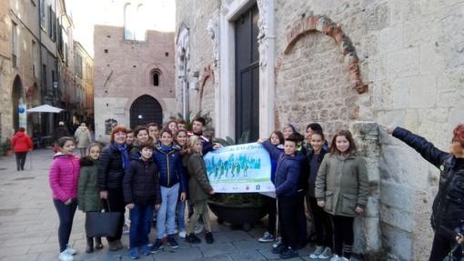 Mattinate Fai d’Inverno: visite esclusive per le scuole a cura degli apprendisti ciceroni del Fai ad Albenga presso l'anfiteatro Mattinate Fai d’Inverno: visite esclusive per le scuole a cura degli apprendisti ciceroni del Fai ad Albenga presso l'anfiteatro