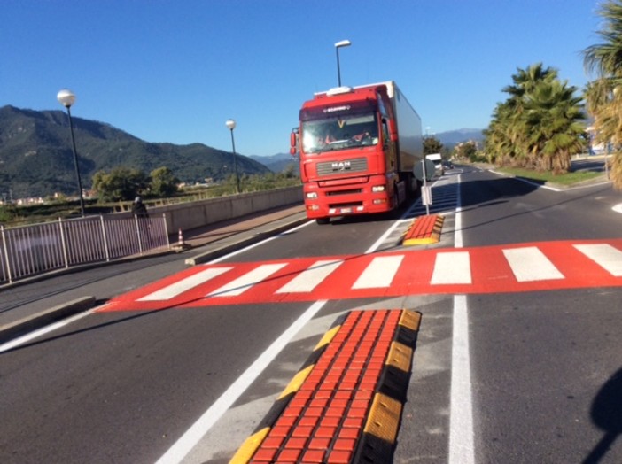 Albenga: restyling della viabilità e segnaletica stradale
