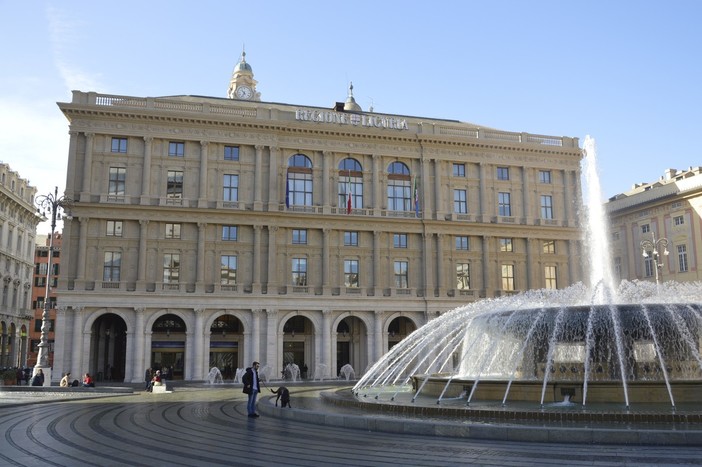 Approvato il bilancio regionale 2023 per 7,4 miliardi di euro, la soddisfazione di Toti