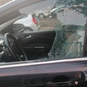 Atti vandalici ad Albenga, il Sindaco Tomatis: "Come si può pensare di contrastare i fenomeni se le risorse che lo Stato investe a favore della sicurezza continuano a diminuire?"