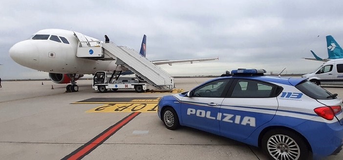 Savona, denunciano lo smarrimento dei passaporti ma erano già destinatari di espulsione: due albanesi al Cpr di Milano