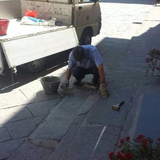 Albenga, continuano i lavori  di manutenzione e ripristino del decoro urbano