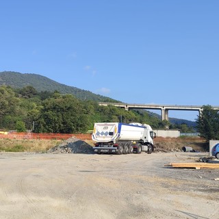 Andora, al via le opere di viabilità a valle della nuova stazione ferroviaria: un accesso più agevole per i viaggiatori Andora, al via le opere di viabilità a valle della nuova stazione ferroviaria: un accesso più agevole per i viaggiatori